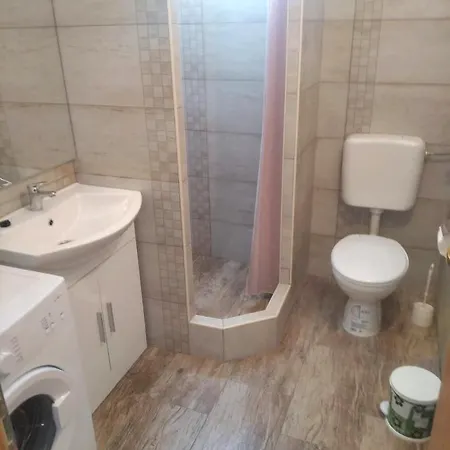 Mini Dora